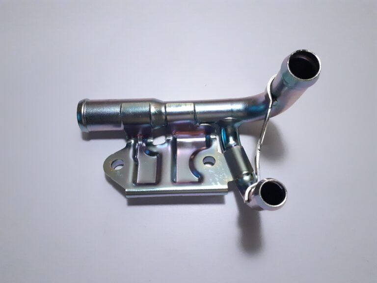 Mazda 3 6 CX-5 2.2 Diesel SkyActiv Coolant Line Join Pipe SH20-15-290A SH02-15-290
